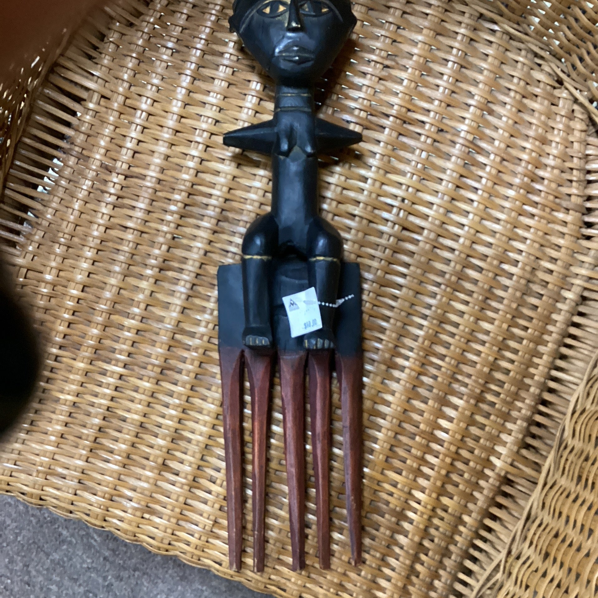 Hand Carved Fertility Goddess Statue w/Comb Attached (shelf 8)
