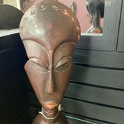 Hand Carved Femme Mask w/short neck statue (shelf 5)